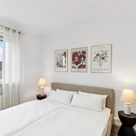 Starliving Premium I 2 Schlafzimmer Fuer 6 Gaeste Διαμέρισμα *